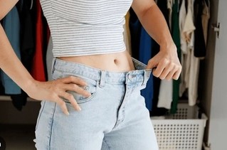 LisbethWhe0c5's tweet photo. I love messages like this. “I’ve tried countless programs, but after three months with this one, I finally found something that fits my life. I’m stronger, more energetic, have new fitness friends—and I fit into jeans I hadn’t worn in four years. https://t.co/NJq6lP3Di6