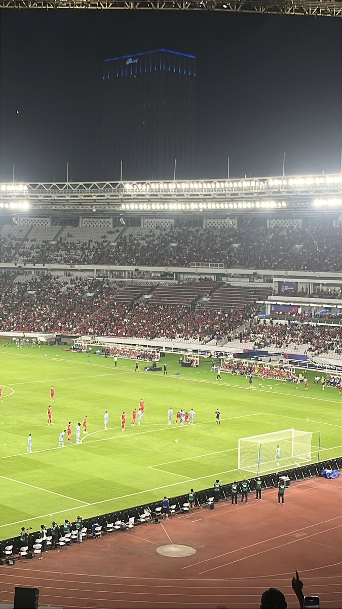 ezhpinkish's tweet photo. dump nonton timnas https://t.co/RqB0AdfR2w