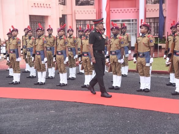 ssnalanda's tweet photo. Maj Gen Jitendra Singh, VSM, GOC Bihar &amp; Jharkhand Sub Area &amp; Chairman, LBA, visited Sainik School Nalanda on 23 Sep and chaired the 26th LBA Meeting, reviewing the school’s progress and inspiring cadets towards excellence, leadership and career in Armed Forces. https://t.co/r2igN8cdSe