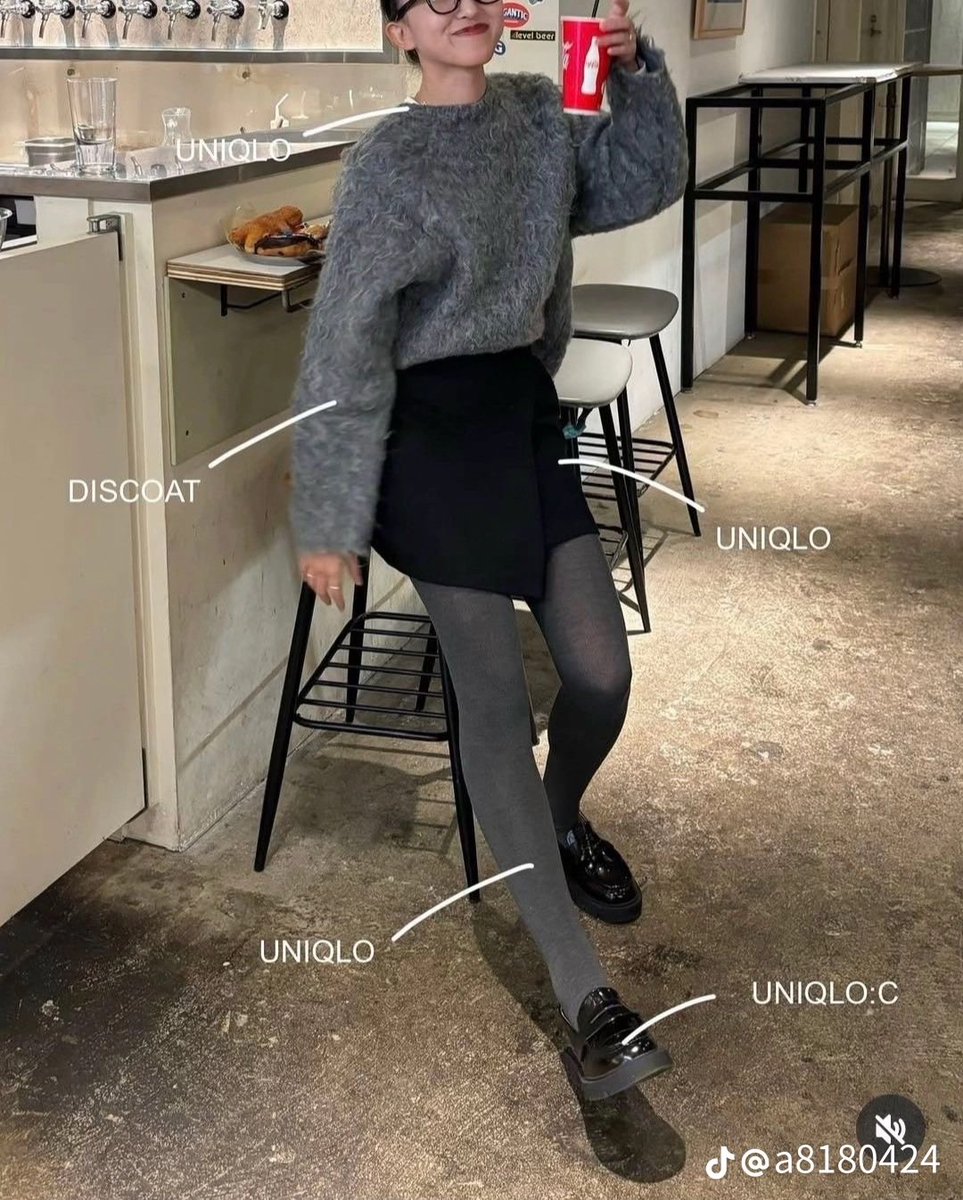 sui____daily's tweet photo. 秋冬のグレータイツコーデさすがに可愛すぎん…？
一気に上品かつオシャレな雰囲気出る🩶 https://t.co/3XLhs2aNUN