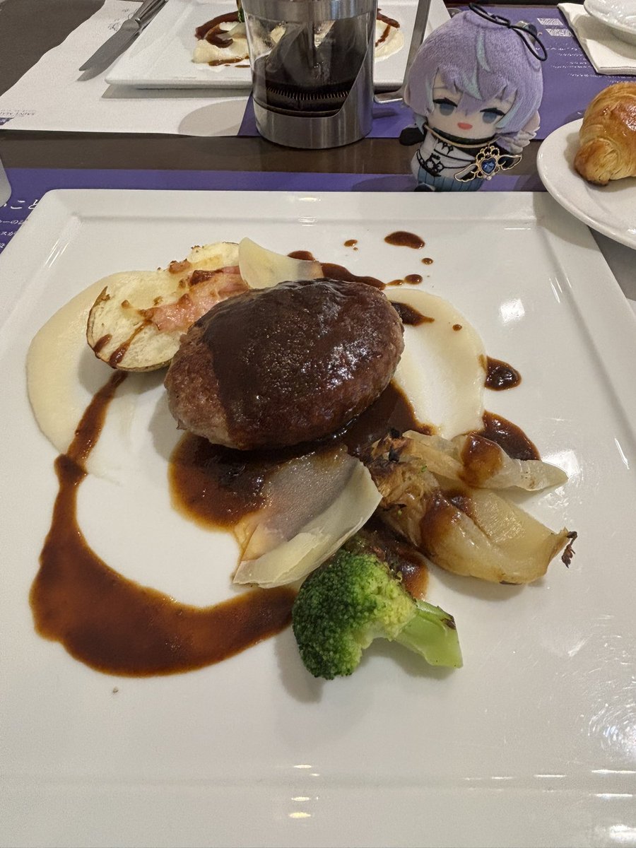 choco1031yk's tweet photo. 遅めのお昼ご飯いてきたฅ^•ω•^ฅ https://t.co/sYZWwew3YQ
