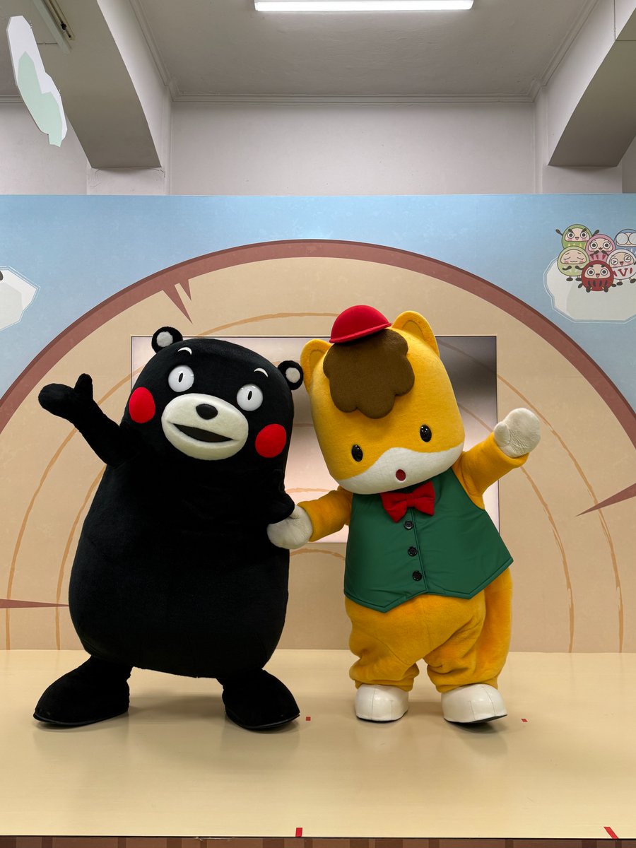 gunma_gunmachan's tweet photo. #ぐんまちゃんのひろば にもたくさんのおともだちが来てくれたよ！ありがと～🐴

©2010熊本県くまもん
#ご当地キャラカーニバル #ぐんまちゃん #群馬 https://t.co/BC5wBelesC