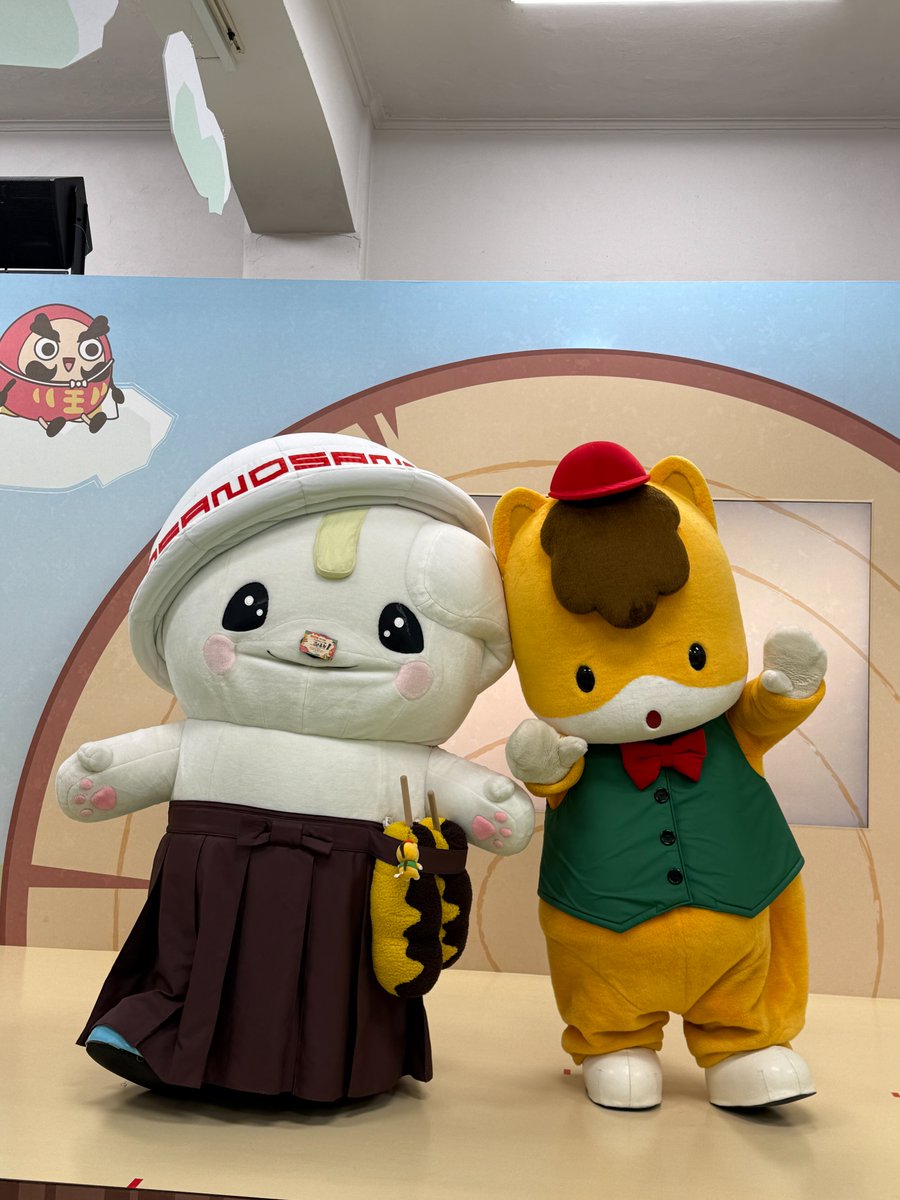 gunma_gunmachan's tweet photo. #ぐんまちゃんのひろば にもたくさんのおともだちが来てくれたよ！ありがと～🐴

©2010熊本県くまもん
#ご当地キャラカーニバル #ぐんまちゃん #群馬 https://t.co/BC5wBelesC