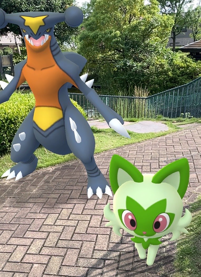 UMEyunagi's tweet photo. 十五夜ということを忘れシャトレーゼで買ったひとくちおはぎ
ごまが一番好き

そして最近2nd相棒のガブちゃん(愛称ガブリーヌ 女の子です)と先輩相棒と一緒に散歩写真

今日は少し夜更かししながらミニチュアの本を作ろうかと思ってます
表紙はオリジナルデザインで
ミニチュア小物作りに少しハマり中 https://t.co/hRATWEdHaA