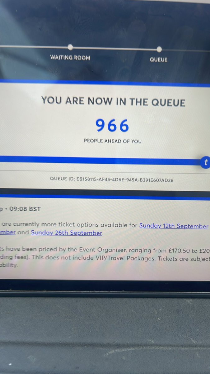 RealModfather's tweet photo. @oasis @liamgallagher  @TicketmasterUK Joined the queue at 0901 at 8,900. Now been stuck at this for 10 mins. Guess it’s crashed. Bumbaclarts. https://t.co/Gq7e9v05gA