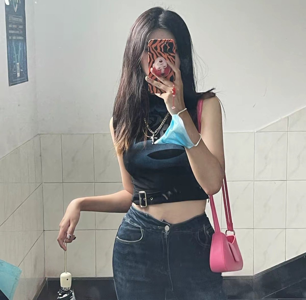 Wang1111nip's tweet photo. 叫妈妈
#反差 #御姐 https://t.co/4WdLCHW6mj