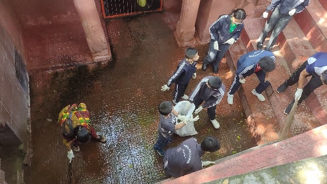 almoracantt's tweet photo. 🧹Cleanliness Drive at Waterbody 'Siddh Baba Naula'.
A cleanliness drive was conducted at the Siddh Baba Naula waterbody by  Cantt under Swachhata Hi Seva 2026, promoting cleanliness and protection of our precious water resources. #SwachhataHiSeva2026 #AlmoraCantt #dgde #PDDECC https://t.co/xoMEZW4UU7