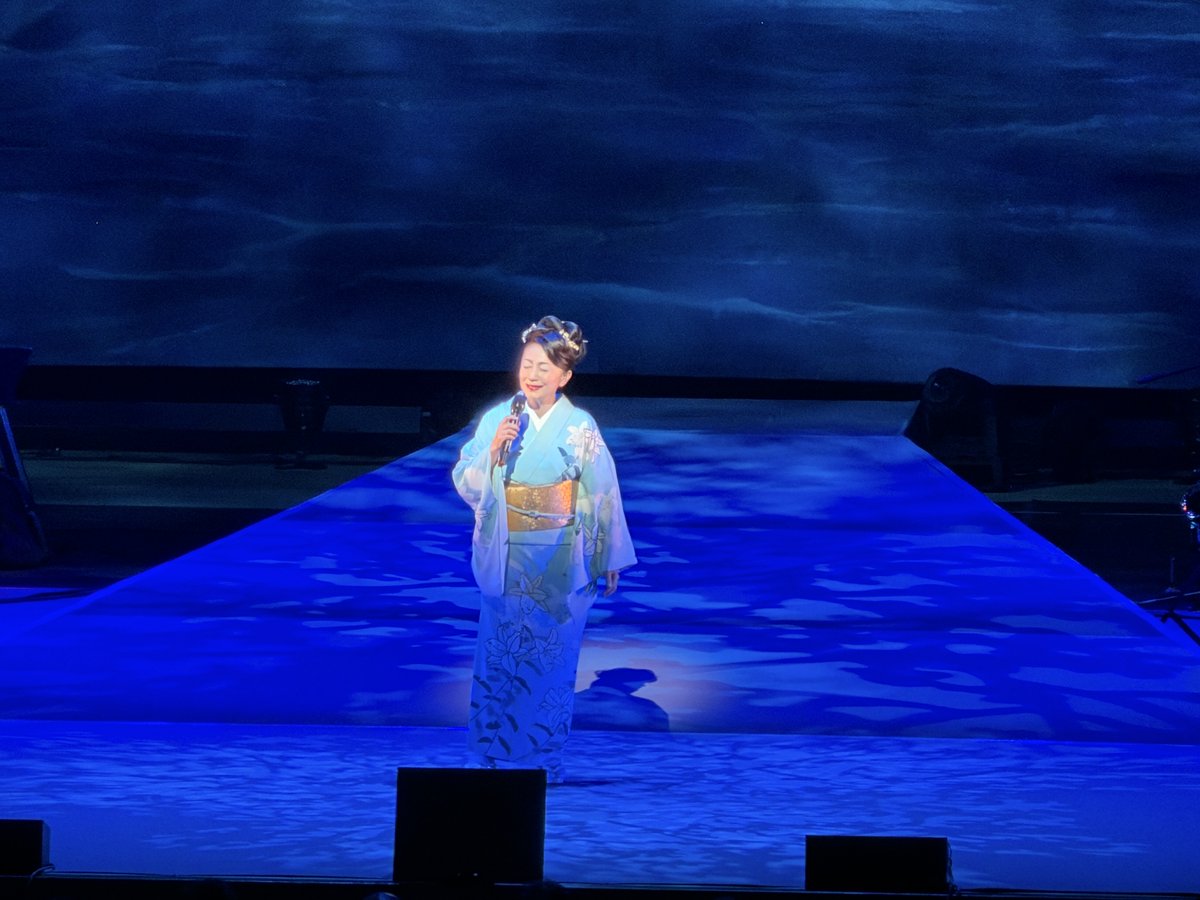 KobeKokusaiHall's tweet photo. 本日、「石川さゆりコンサート2026」が神戸国際会館こくさいホールにて開催されました！
会場を包み込む圧巻の歌声と、心に響くステージに、たくさんのお客様が魅了された素晴らしい公演となりました✨
ご来場いただきました皆さま、誠にありがとうございました！
そして、素晴らしいステージを届けてくださった石川さゆりさん、出演者・関係者の皆さまにも心より感謝申し上げます。
本日の感想は #こくさいホール をつけてポストして下さい！！
#石川さゆり #神戸国際会館 #こくさいホール