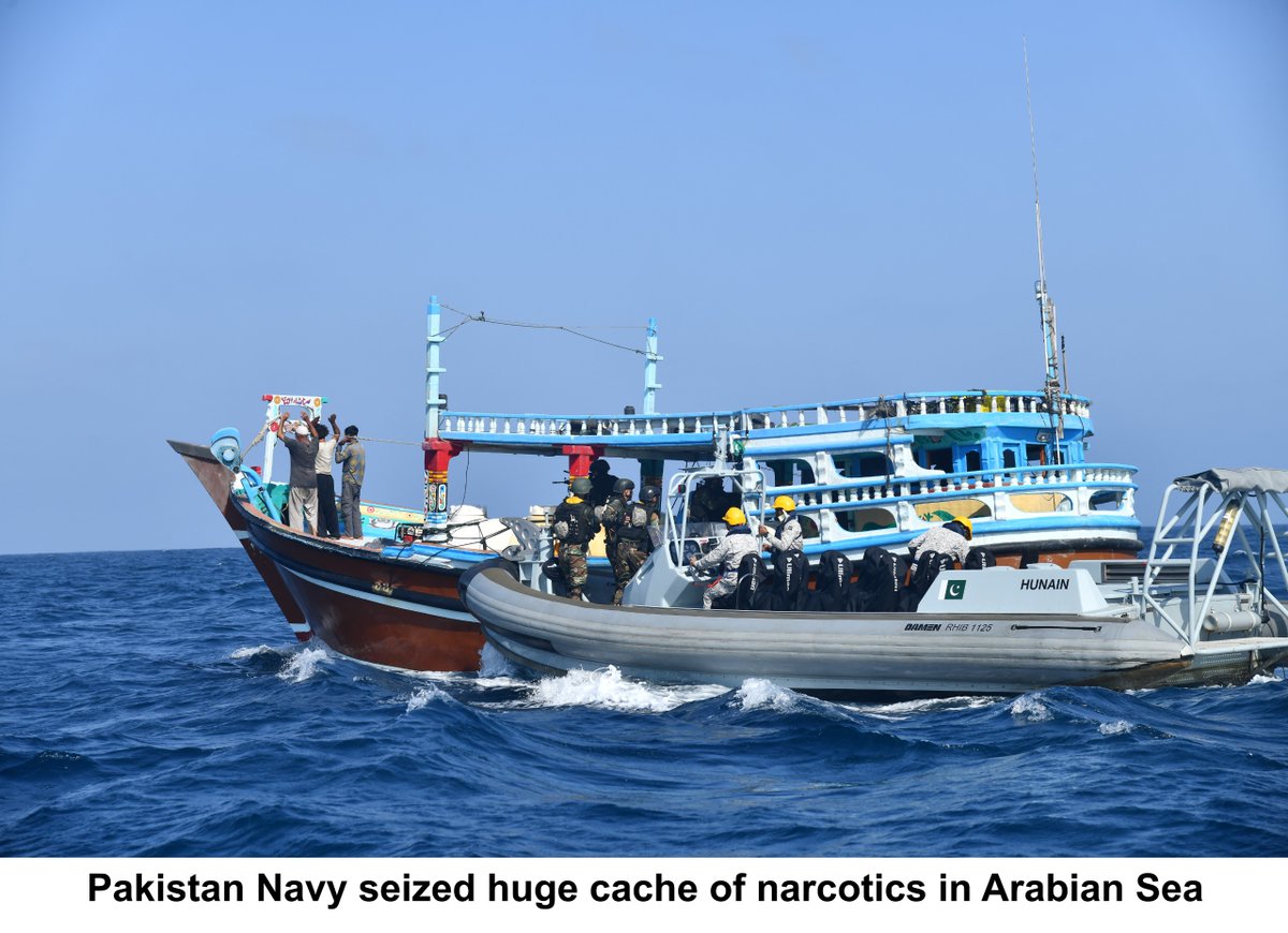 dgprPaknavy's tweet photo. CNS Admiral Naveed Ashraf commended the officers and crew for their professionalism and vigilance. He reaffirmed Pakistan Navy’s commitment to safeguarding national maritime interests, good order at sea and security of the global commons. 2/2 https://t.co/3mH51OD2LB