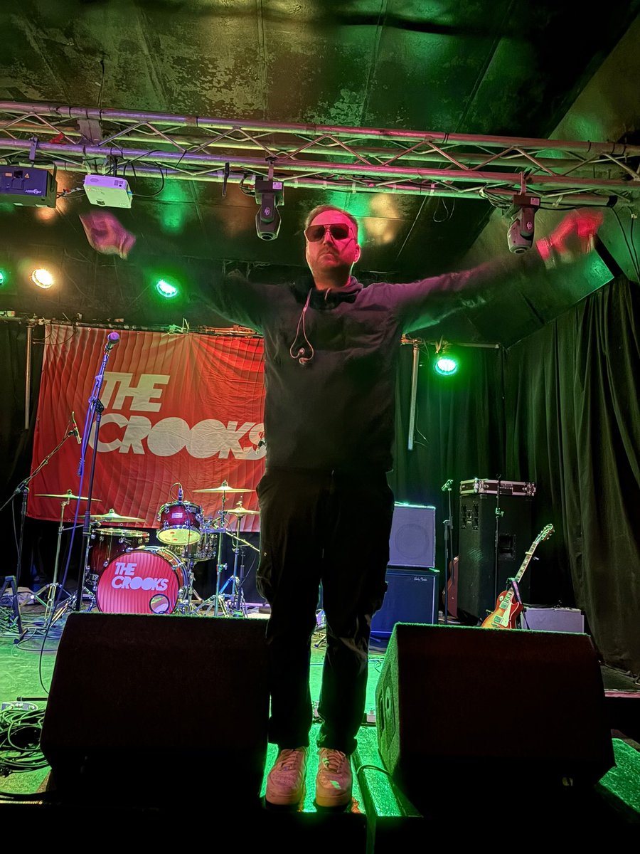 redmickyg's tweet photo. @TheCrooksUK @This_Feeling @AudioGlasgow @RunOnRecords Amazing night 🎉 https://t.co/0OjsG83UTR
