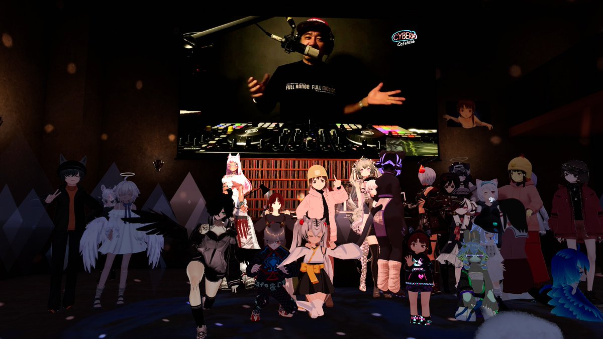 muramasa_yutaka's tweet photo. 【Cyberia Layer X】Season:09 The Final Layer
#CLX_lain #lain #Cyberia_VRC
JJの音楽を聴き、みんなと話をしているとエフェクトがかかったかのように自分が素直になれることに今さら気づいた。
まあ正直に言うと、サイベリアにビケちゃんだったら大丈夫だろうという打算もあることは間違いない。 https://t.co/o2PnQtB4ut