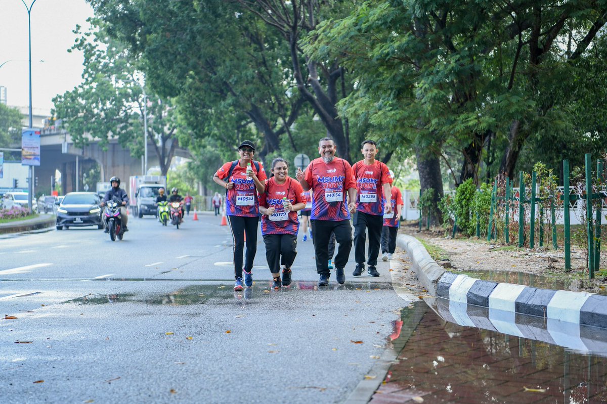 MohdShukriYajid's tweet photo. Congratulations to the organising committee and volunteers of MSUMC Run 2.0 for the dedication, teamwork and commitment in delivering yet another successful event. Everyone behind the scenes, whose collective efforts brought the hospital and university community together in the spirit of active living. May this success continue to inspire greater participation in promoting health and well-being across our community. @msumcmalaysia @MSUMalaysia @YayasanMSU #MSUMCRun2026 #MSUMCRun #MSUMCsdg #CaringHealingEducating