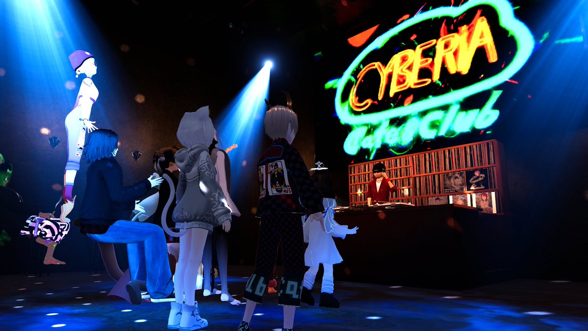 muramasa_yutaka's tweet photo. 【Cyberia Layer X】Season:09 The Final Layer
#CLX_lain #lain #Cyberia_VRC
JJの音楽を聴き、みんなと話をしているとエフェクトがかかったかのように自分が素直になれることに今さら気づいた。
まあ正直に言うと、サイベリアにビケちゃんだったら大丈夫だろうという打算もあることは間違いない。 https://t.co/o2PnQtB4ut