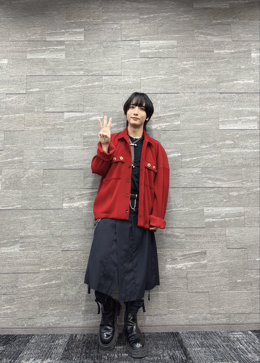 Chichichiakik's tweet photo. 『葬送のフリーレン』アニメ3周年記念舞台挨拶ありがとうございました！
あらためて第2期を振り返ることができ、嬉しく心地の良い時間でした。
1年後の第3期もどうぞお楽しみに！#フリーレン #frieren https://t.co/c30oIKGYe8