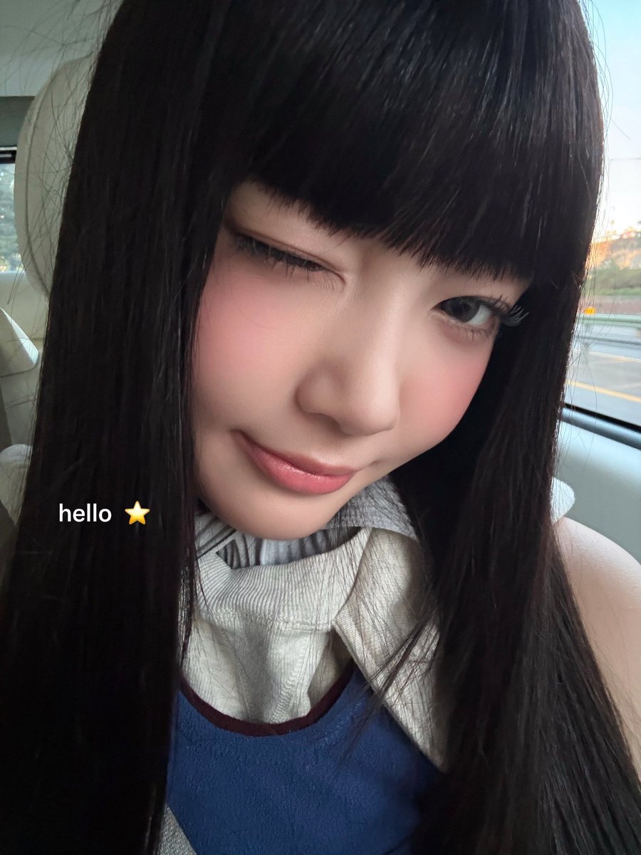 ParkSeahp's tweet photo. some of me to be shown. ⭐️// not my first selfie time with angle and so..so.. im feelin cute all the time. ✨ https://t.co/owNj1ZrgQ5