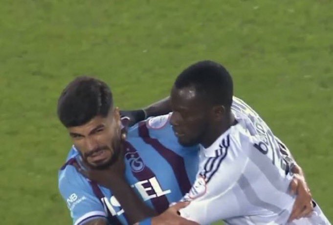 zimbahakan's tweet photo. Lig maçlarının olmadığı haftasonu https://t.co/Euf4kEsaEk
