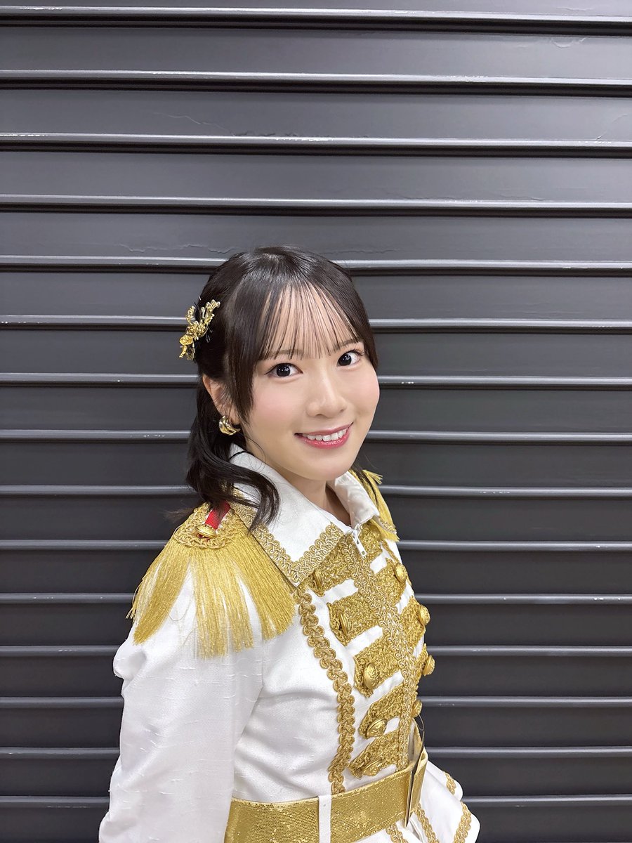 erichan_akb48's tweet photo. #AKBサンコンコン 「新曲好きishコンサート」
ありがとうございました🎤

「キリギリス人」で登場してたくさん風に吹かれた〜🌪️からのSONEでたくさんバラエティしました☺️

「希望的リフレイン」センターも嬉しかった！
夜公演もよろしくね！ https://t.co/ZWSTGhEk82