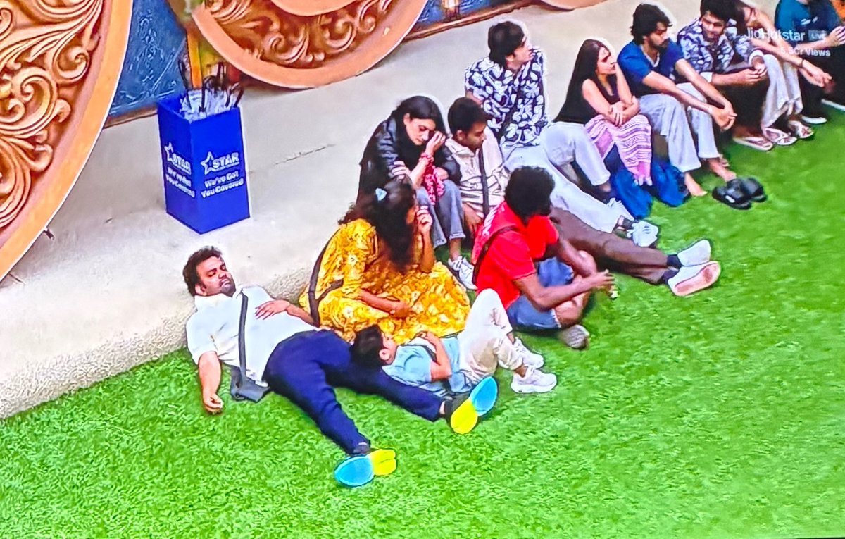 sunriseshydi's tweet photo. Mabbu rules vinni mabbu laga marina RP 🤣⛈️

#biggbosstelugu10 https://t.co/3mF9eyFL9H