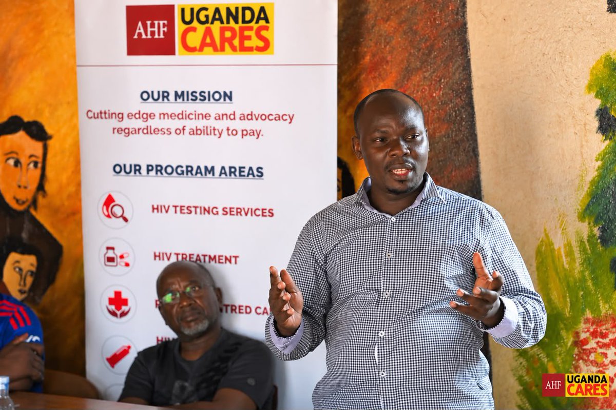 ahfugandacares's tweet photo. Yesterday 
Community Power Voices (CPVs) convened a stakeholder engagement with @KCCAUG Local Council leaders, waste management stakeholders and government representatives to present findings from the field assessment on garbage disposal and sanitation in Kamwokya. https://t.co/ocutqGuLOx