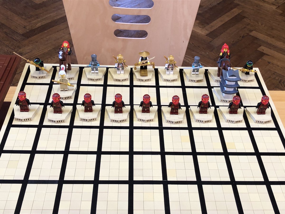 yasushi_shogi's tweet photo. コルマールの大会前です。

これは現地のレゴ協会が日本をテーマにしたイベントの際に作った大レゴ将棋です。 https://t.co/yzYJUbcHo4