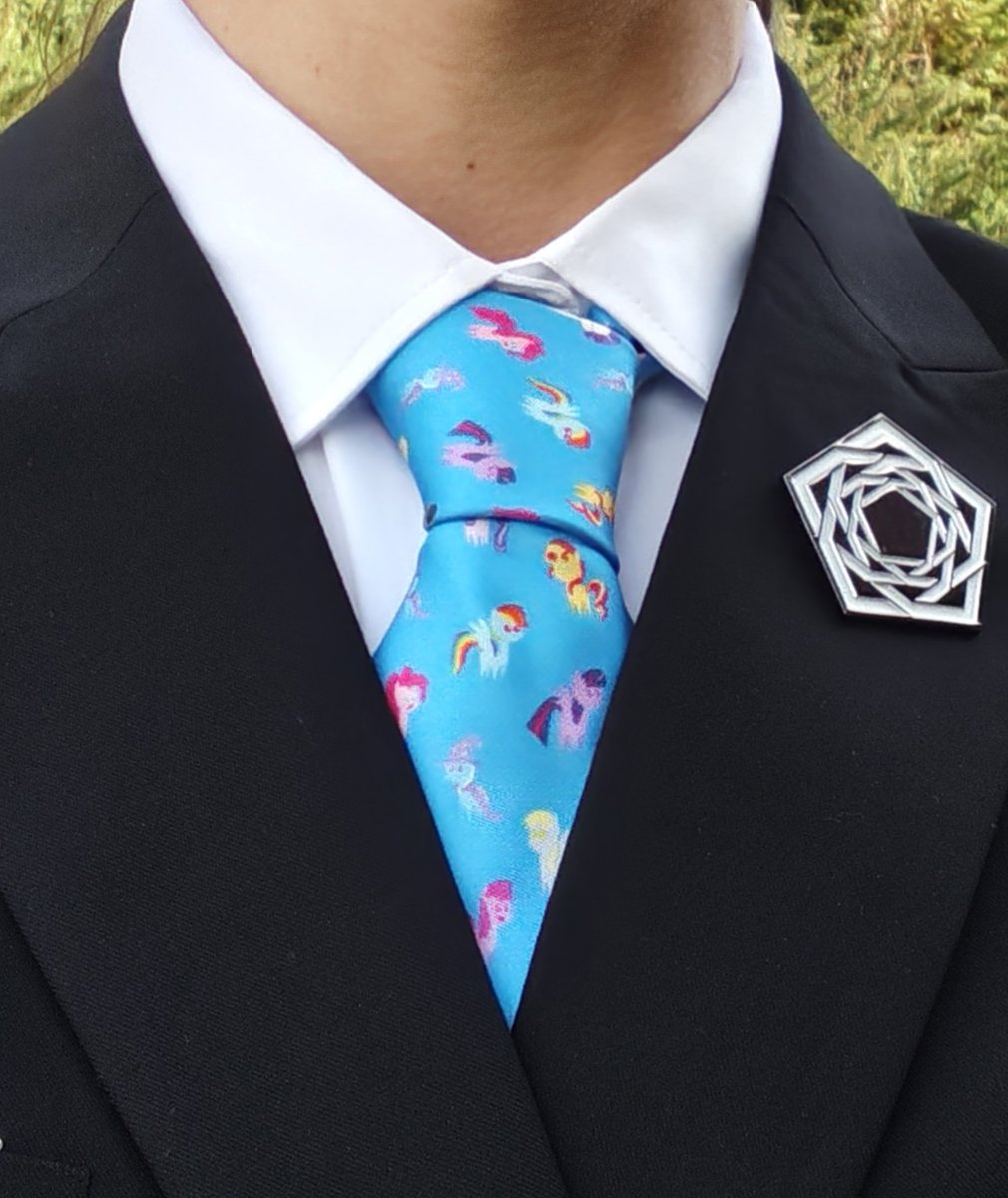 muffinzaa27's tweet photo. Attending a wedding today :3 https://t.co/vXmVbRrDpy