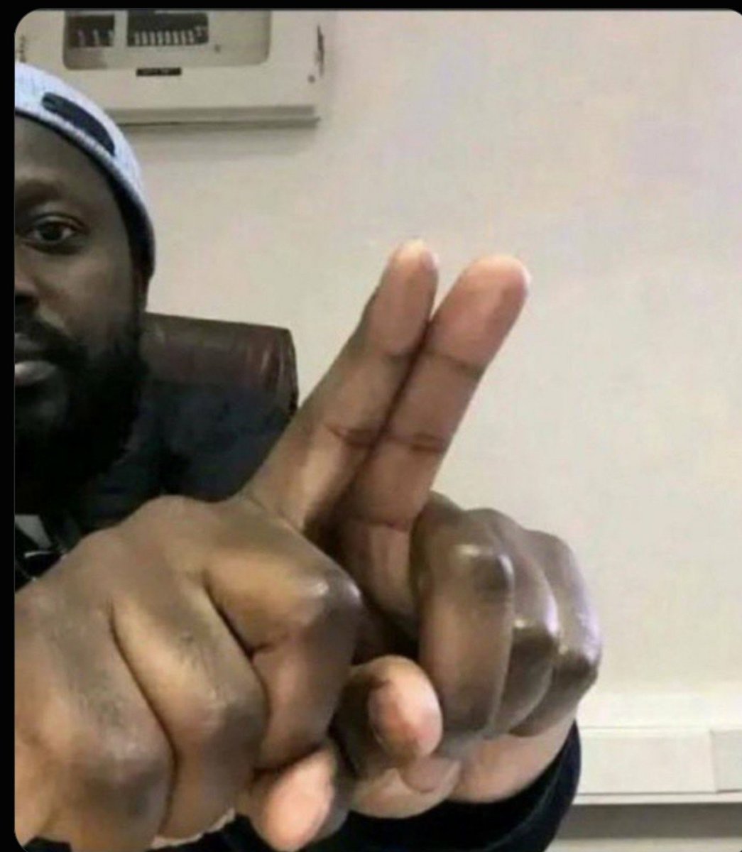 111Ojurere's tweet photo. Unverified users and consistency 🌚
I don dey praise una o🥱 https://t.co/3Sp00xr12s