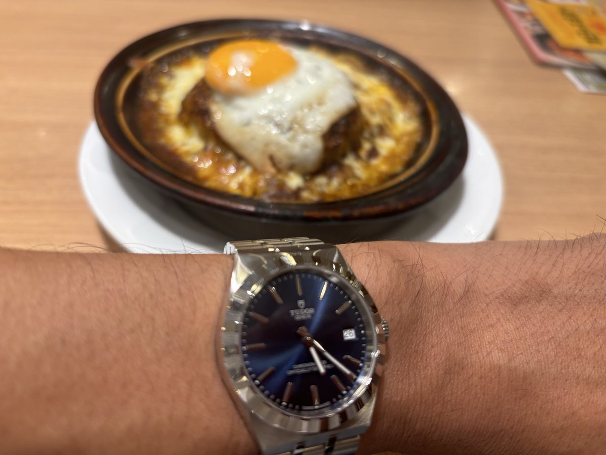 peace_rolex48's tweet photo. デニーズでお月見🌕 https://t.co/xPpH226BMY