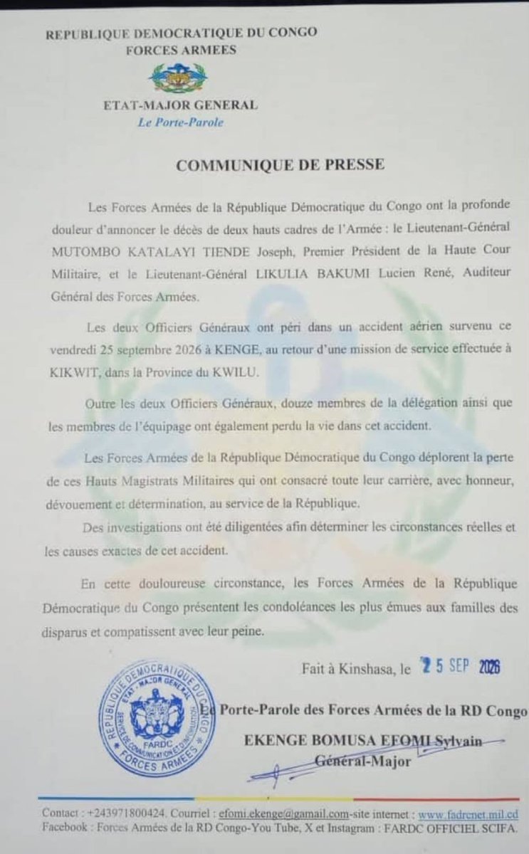 Nyamuhombeza's tweet photo. 🚨🔴LE GÉNÉRAL #SYLVAIN_EKENGE_BOMUSA🇨🇩 SIGNE SON RETOUR SUR SON POSTE AU SEIN DES #FARDC🇨🇩💪💪💪💪💪👇👇👇👇👇👇

Après sa suspension en décembre 2025 à la suite de propos controversés sur les femmes tutsi, le porte-parole de l’armée congolaise, le général #Sylvain_Ekenge_Bomusa🇨🇩, fait son retour sur le devant de la scène.

Il a signé ce vendredi 26 septembre 2026 un communiqué annonçant la mort tragique de plusieurs officiers de nos #FARDC🇨🇩 dans le crash d’un avion survenu près de #Kenge, dans la province du #Kwango.

Bon retour cher général💪💪💪💪