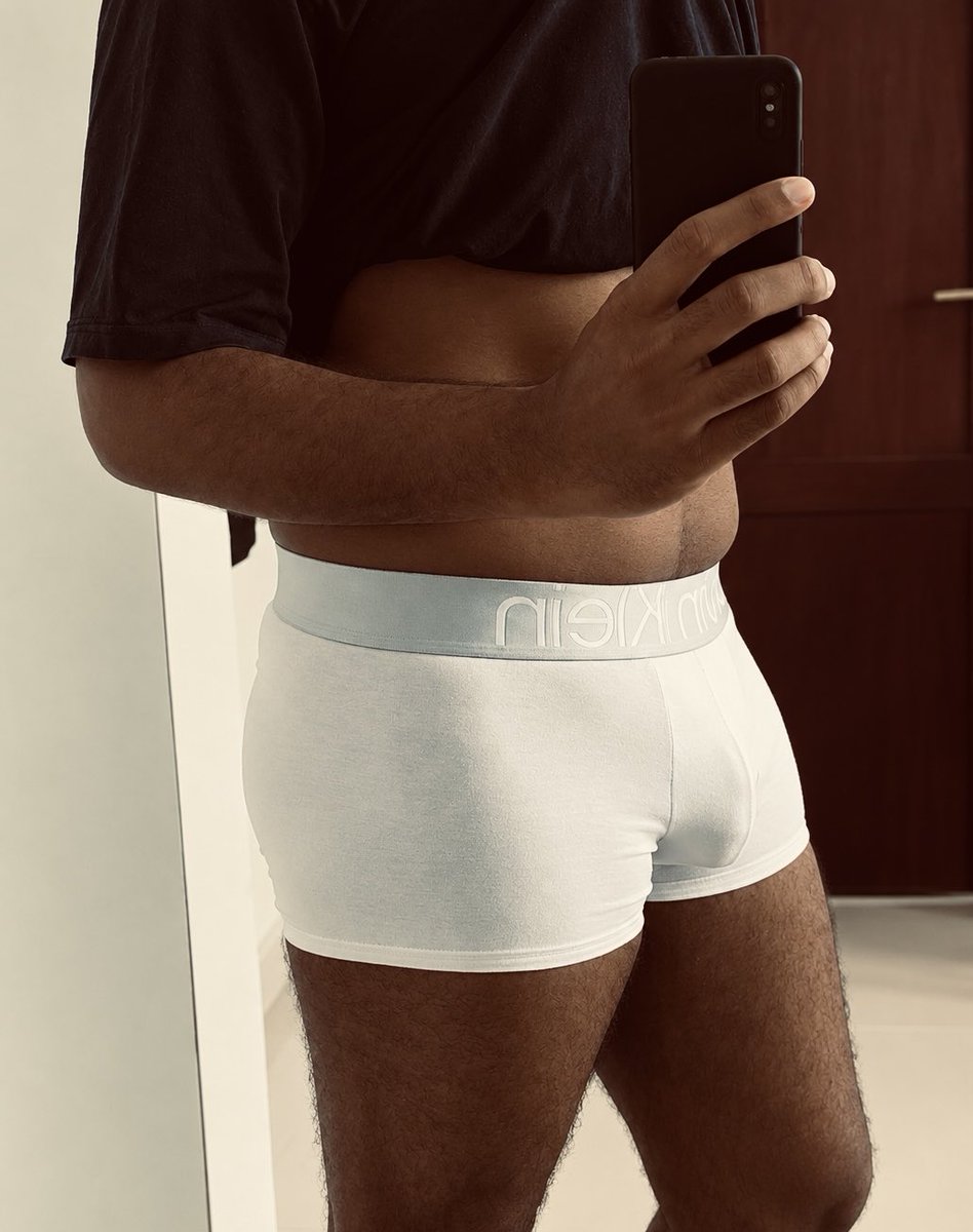 Dionysus143's tweet photo. Try To Balance The Black &amp; White 🤍🖤
🍑🍌🍆🤤 https://t.co/1o1tC99QQA