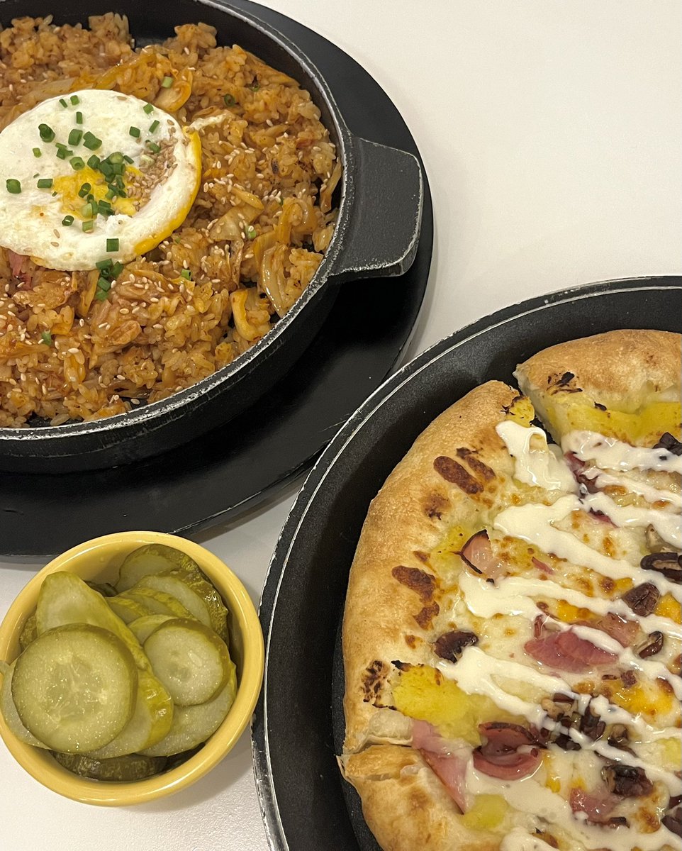 sm00ngs's tweet photo. 이재모 밤고구마 피자 진짜 맛있는데...🍠🍕 https://t.co/No4MCQt90u