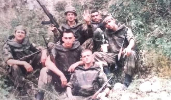 aleksthgrt's tweet photo. The Serbian "Scorpions" Battalion: the nightmare of the Albanians.🇷🇸🦂😎💯 https://t.co/xJzNg27G0F
