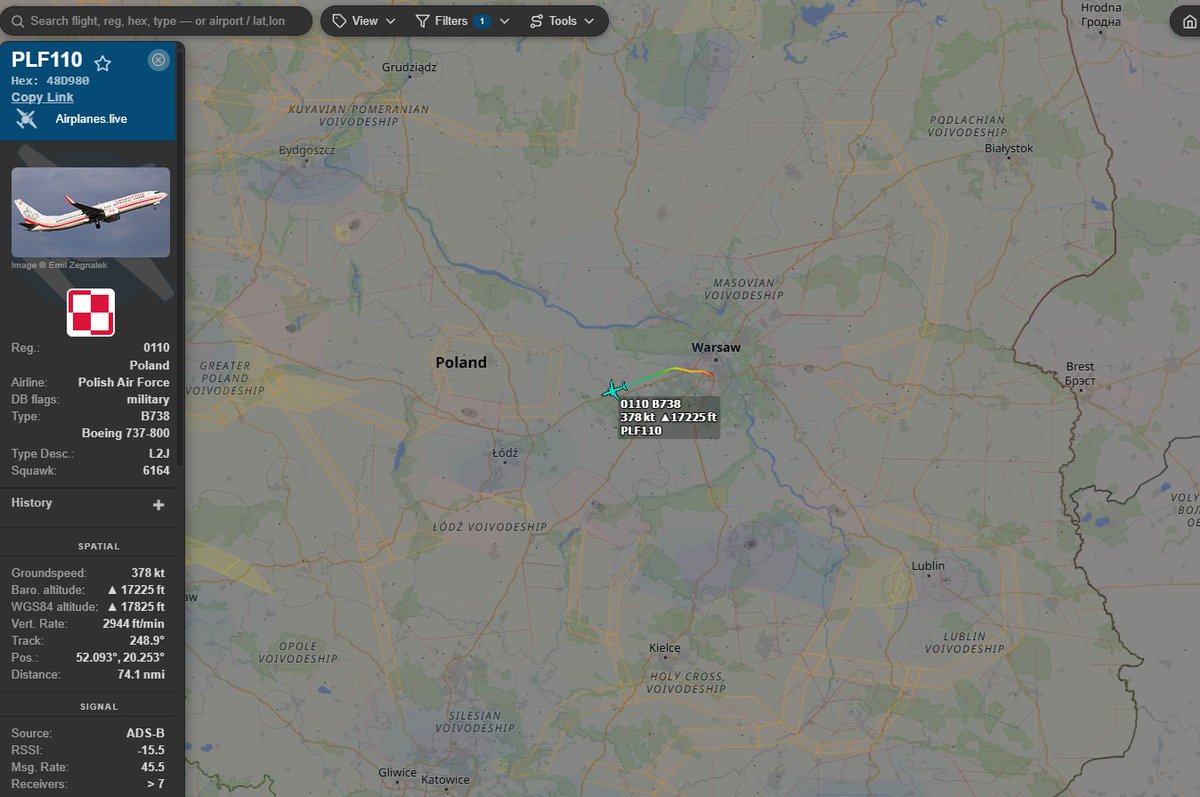 PolishMilRadar's tweet photo. 📅 26.09 🕘 10:46LT - 🇵🇱✈️ "Rządowy" 737 leci do Monachium

🇵🇱 Siły Powietrzne RP
✈️ #PLF110 Boeing 737-86X(WL) | Reg: "0110"
🛫 Wojskowy Port Lotniczy Warszawa Okęcie #EPWA 🇵🇱
🛫 Port Lotniczy Monachium #EDDM 🇩🇪
🔗 https://t.co/04qpvHWSBH

#POLMILRADAR https://t.co/BJ3v9yBjzc