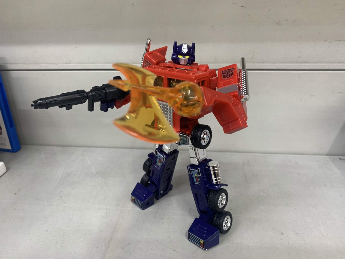 junkdoh's tweet photo. 🤖【入荷情報】

タカラトミー
「トランスフォーマー ミッシングリンク C-01 コンボイ」入荷しました！
トランスフォーマーファン、コレクターの方はぜひチェックしてください👀✨

📍リサイクルCube 福山駅家店

#トランスフォーマー #ミッシングリンク #ホビー買取 #タカラトミー #福山市 https://t.co/SRVGydxkYn