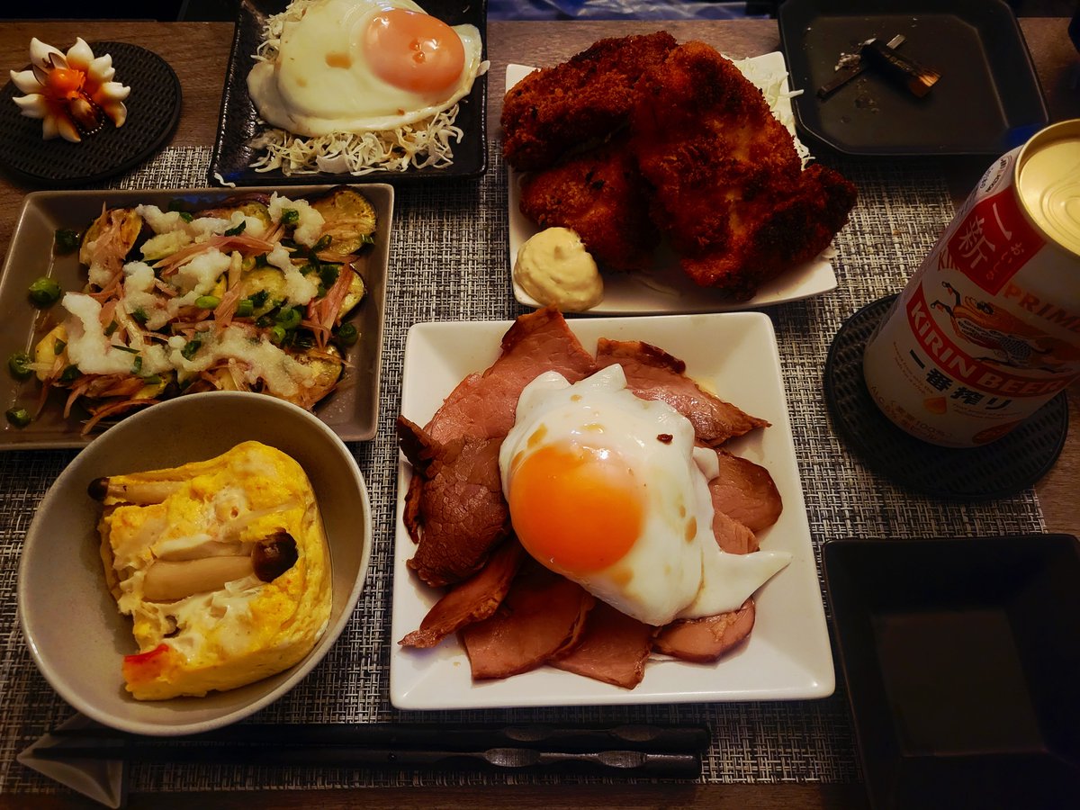 izuru_kitchen's tweet photo. 条件はあったとはいえども、格安での居酒屋料理
今回は材料費600円かかったかどうか(個々で言えば価格450円以下)で、ここまで作れて呑めれば最高ですね🦊

一緒に楽しめる人が居ないのが、残念ですがw https://t.co/33pqWJ77Ws