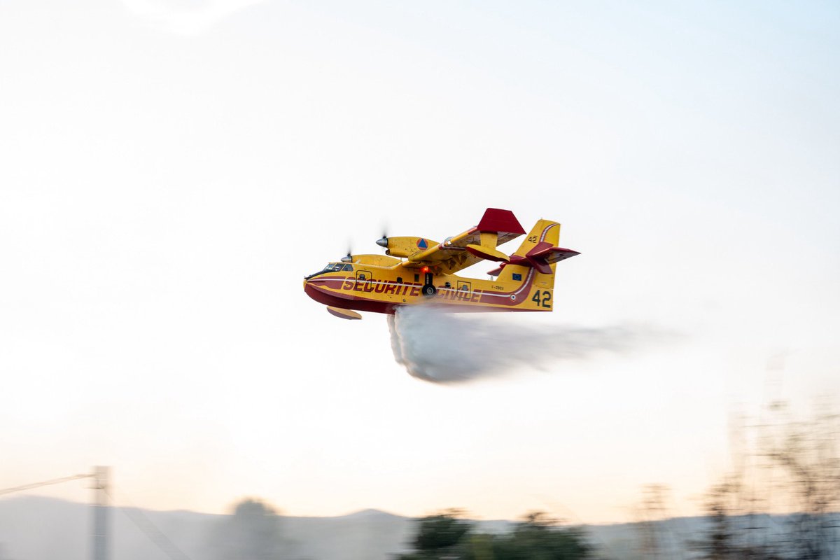 pompiersdugard's tweet photo. #Intervention Les sapeurs-pompiers du Gard sont intervenus hier à Fontanes pour un feu de végétation à proximité d'un massif boisé.

Crédit photos : Stephane Thierry - SDIS30 https://t.co/jQ8rgLajOh