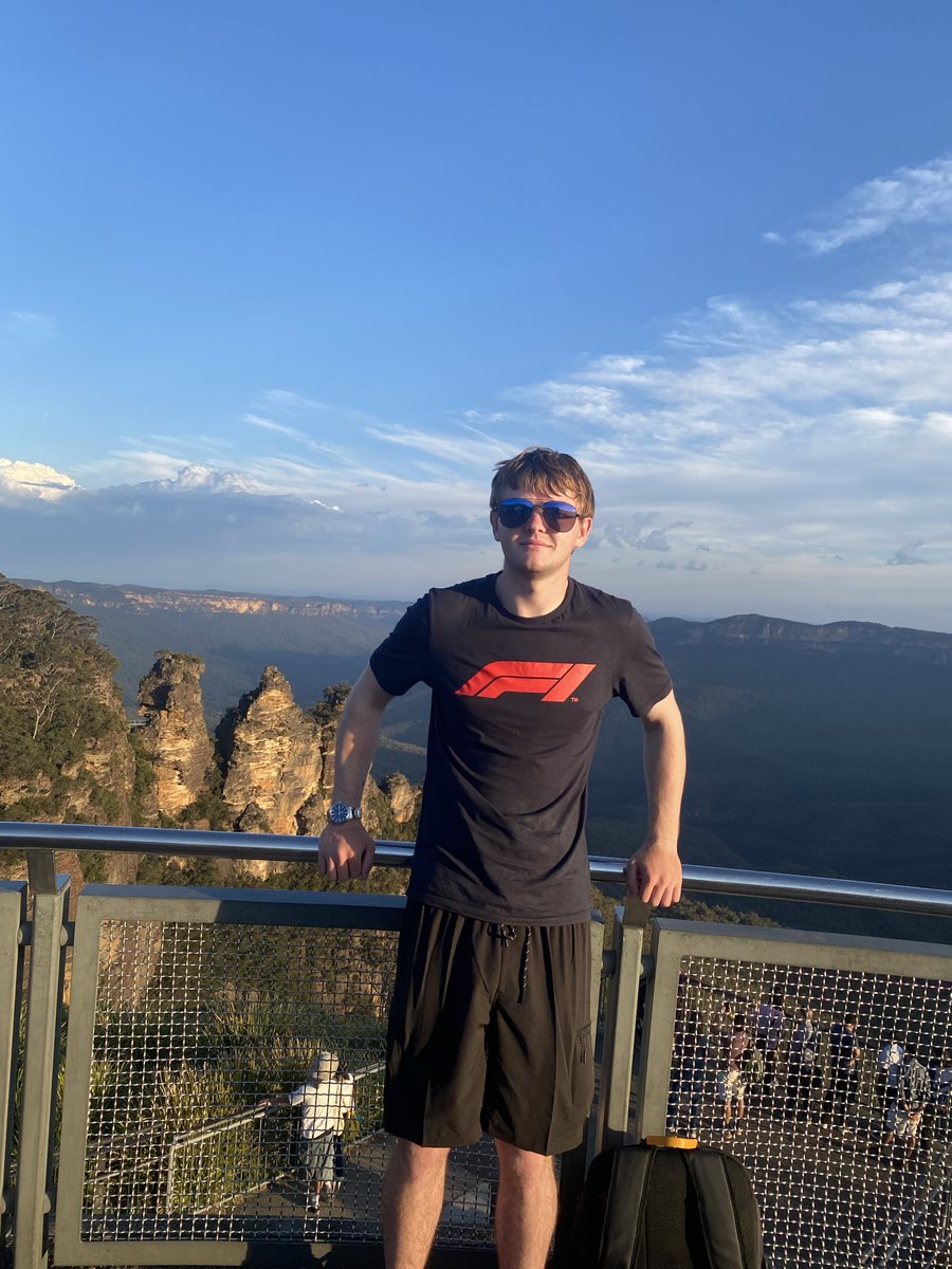 b_cox82official's tweet photo. Stunning views from down under 😍🇦🇺

#bluemountains #australia https://t.co/vkjBYyc8mo
