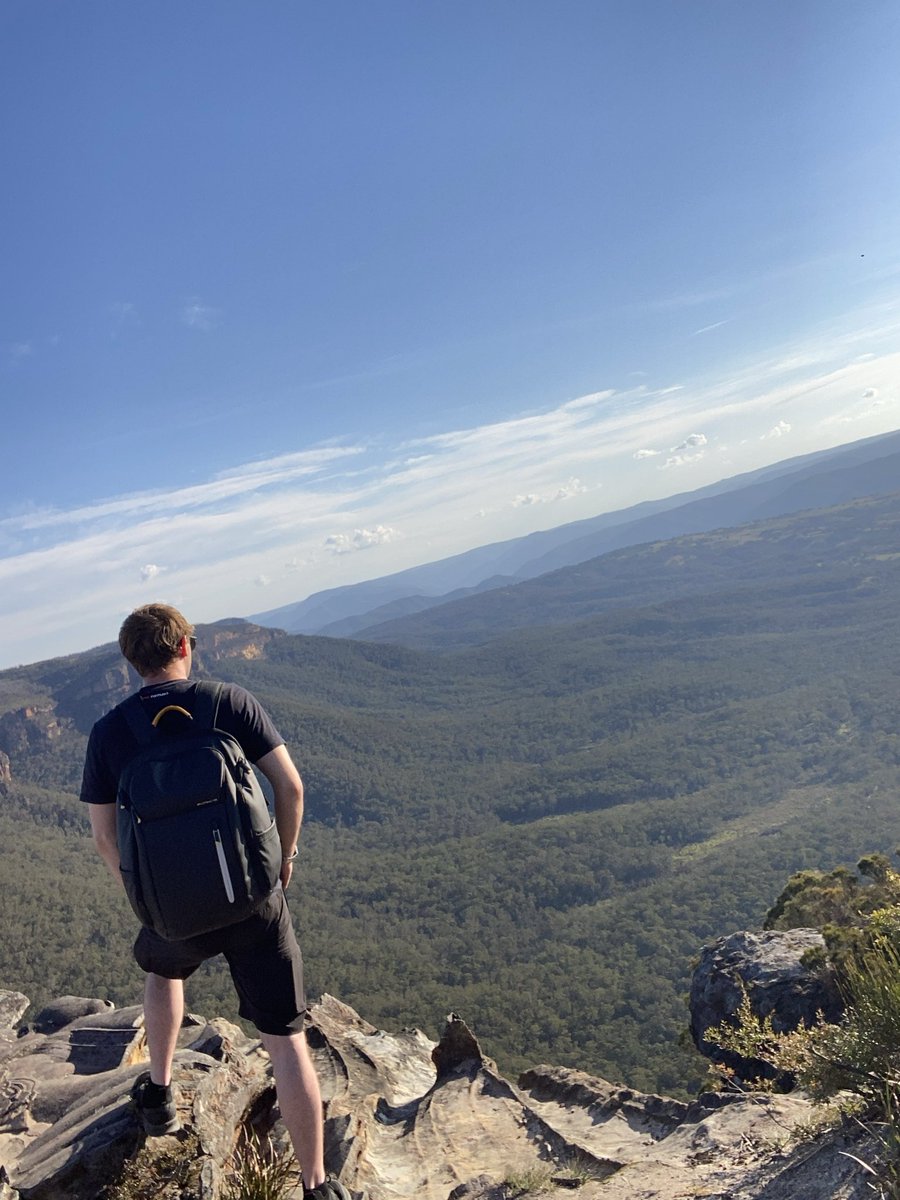 b_cox82official's tweet photo. Stunning views from down under 😍🇦🇺

#bluemountains #australia https://t.co/vkjBYyc8mo