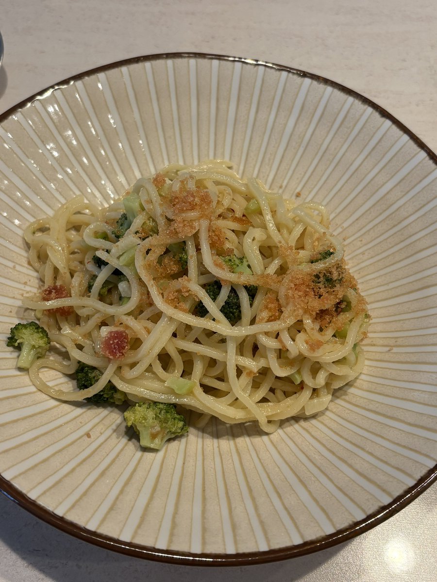 ppekolog's tweet photo. お昼ごはん✨

カラスミぱすた🍝

＃おうちごはん ＃お家ごはん https://t.co/bNrTIriyWC