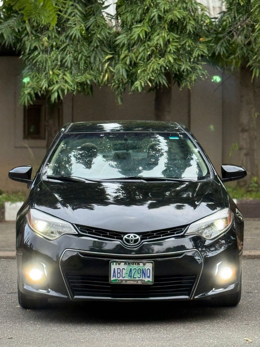 AutosShift's tweet photo. 🔥SUPERB QUALITY🔥
TOYOTA COROLLA 2015
UNTAMPERED ENGINE N GEAR 
EVERYTHING WORKING FINE. 
PRICE : 10.1M
📍.....ABUJA https://t.co/joysnHthZa