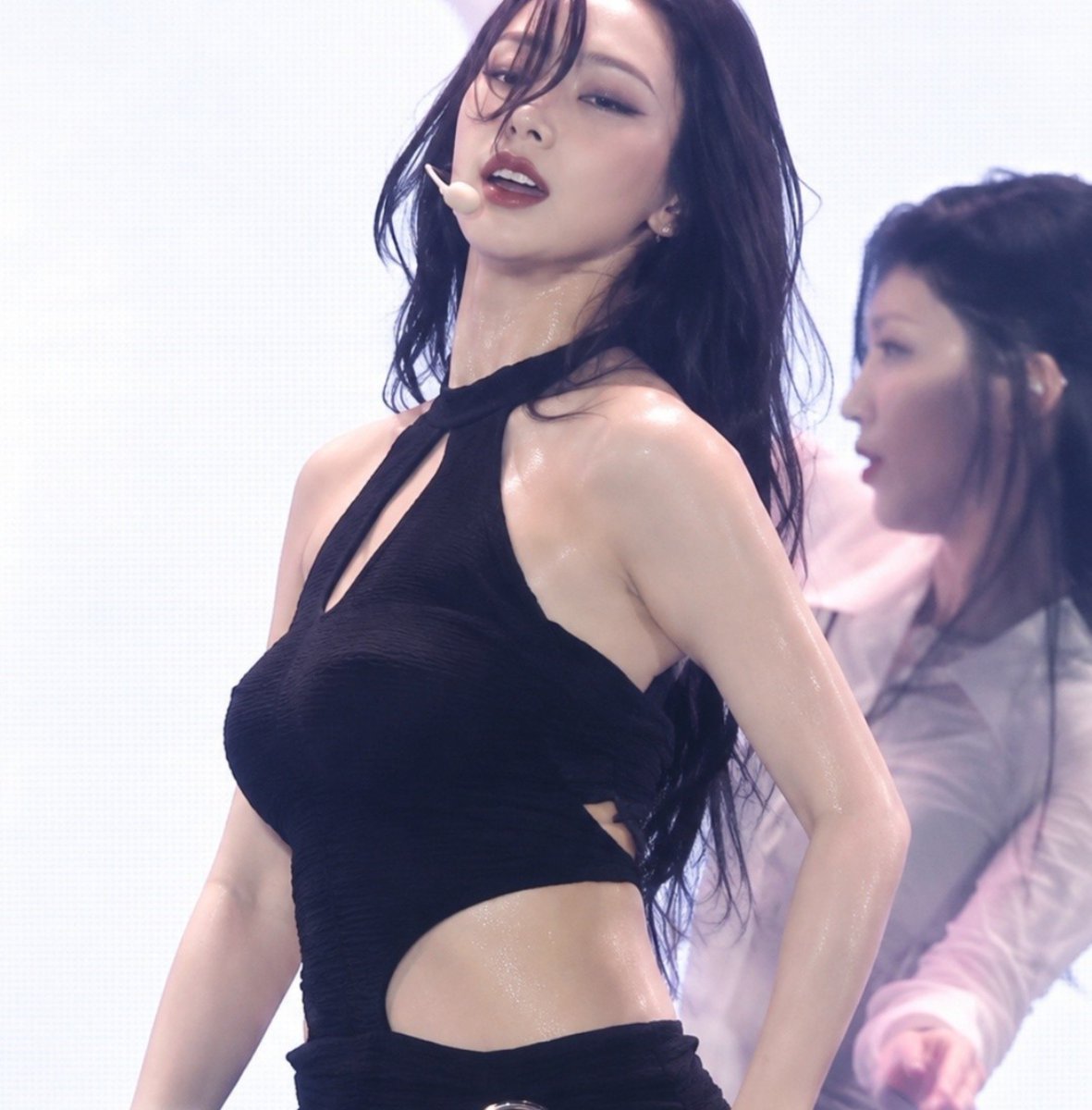 kpopfanpic's tweet photo. would you let karina step on your balls? 🤭🤏

#kpop #kpopfancam #kpopfap #kpoparmpits #chaewon #natty #yeji #wonyoung #itzy #kissoflife #lesserafim #ive #blackpink #lalisa #jennie #karina #aespa  #armpits #eunbi #censored #검열 #연능 #섹트 #여깨 #도태남 #변녀 #상납 #은비 #카리나 https://t.co/oZ0cFLuNvf