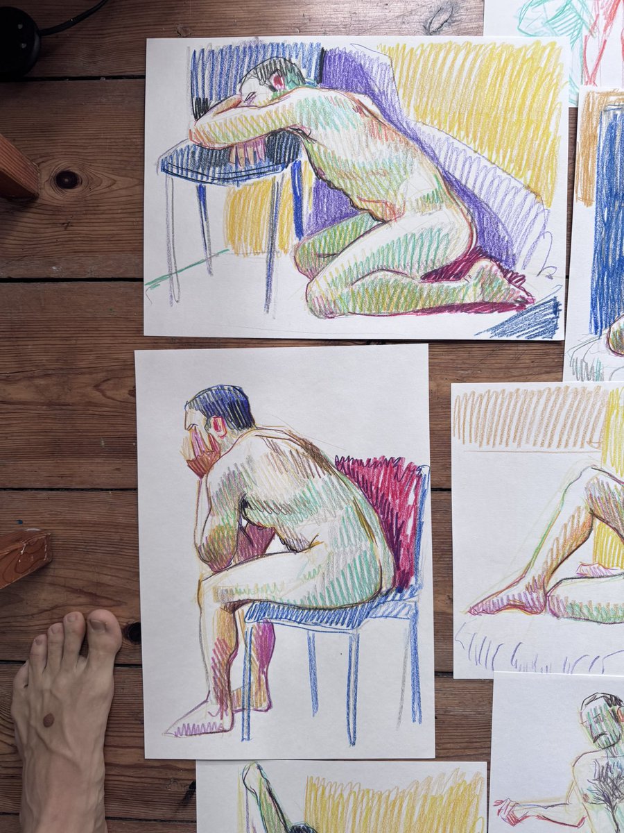 martinalapipe's tweet photo. Thursdays figure drawings https://t.co/BucBnc8ilT
