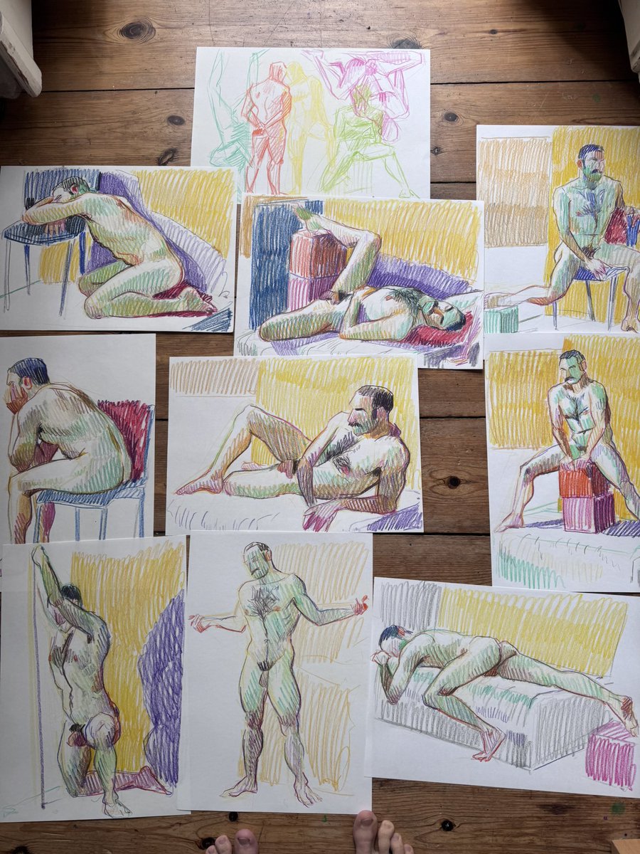 martinalapipe's tweet photo. Thursdays figure drawings https://t.co/BucBnc8ilT