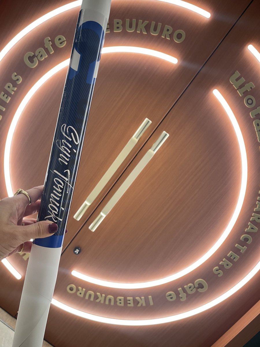 kr1220chaco2's tweet photo. 😭✨ https://t.co/UHxvDHWyFH