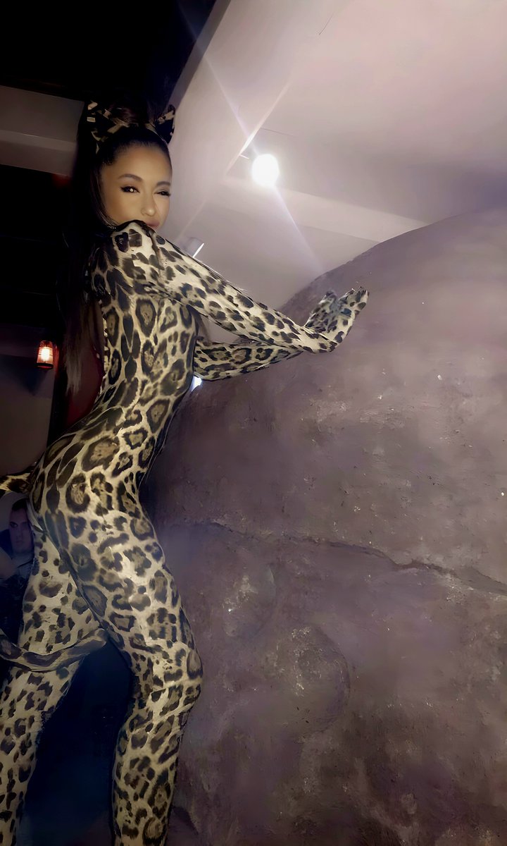 ArianaGooner's tweet photo. So fucking tight and tiny, she deserves an animalistic fucking https://t.co/lQQ6HKUA2i