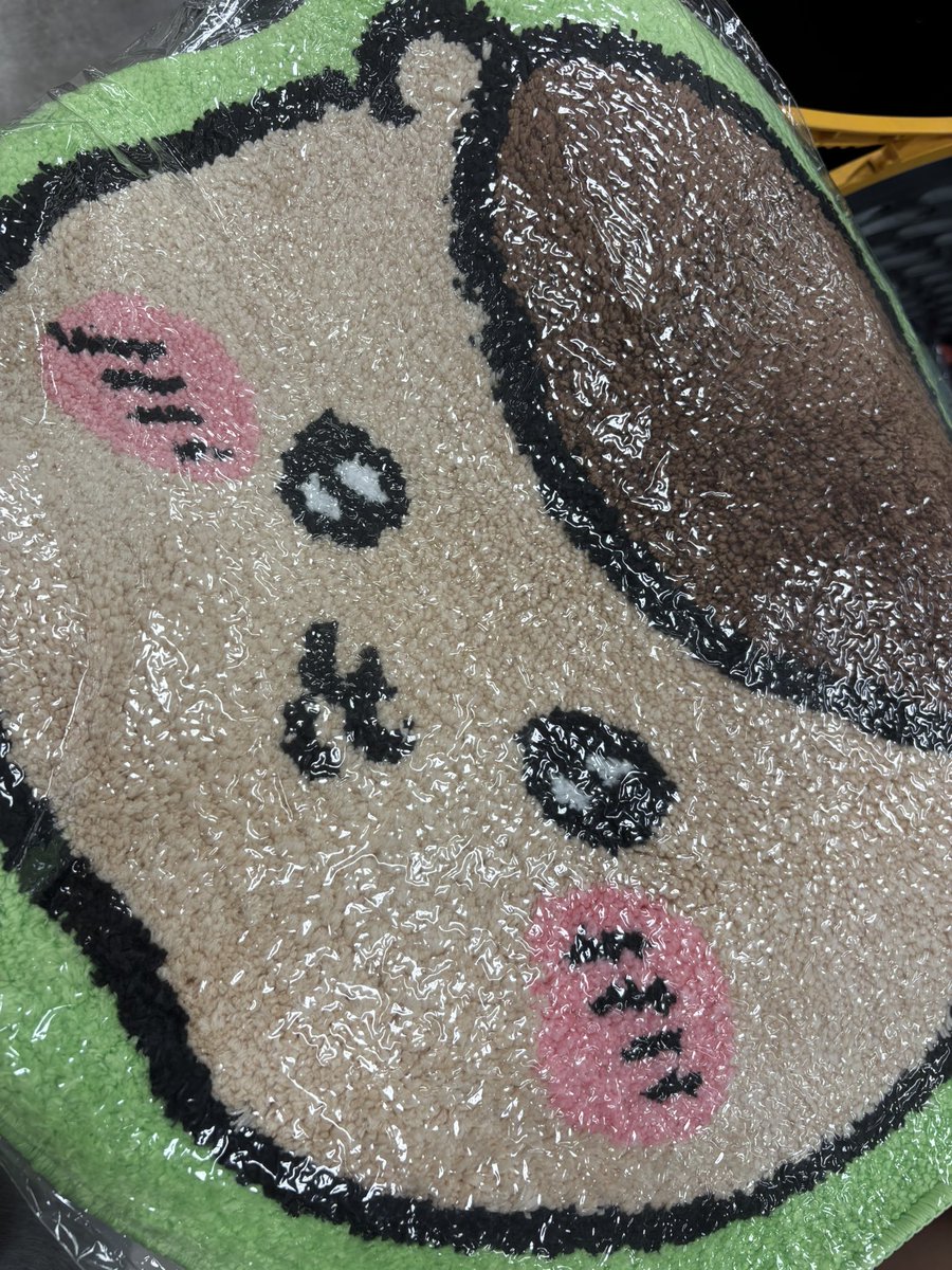 kmfsh046396's tweet photo. 쿠리만쥬 납치 중 https://t.co/l6dkMvPItV
