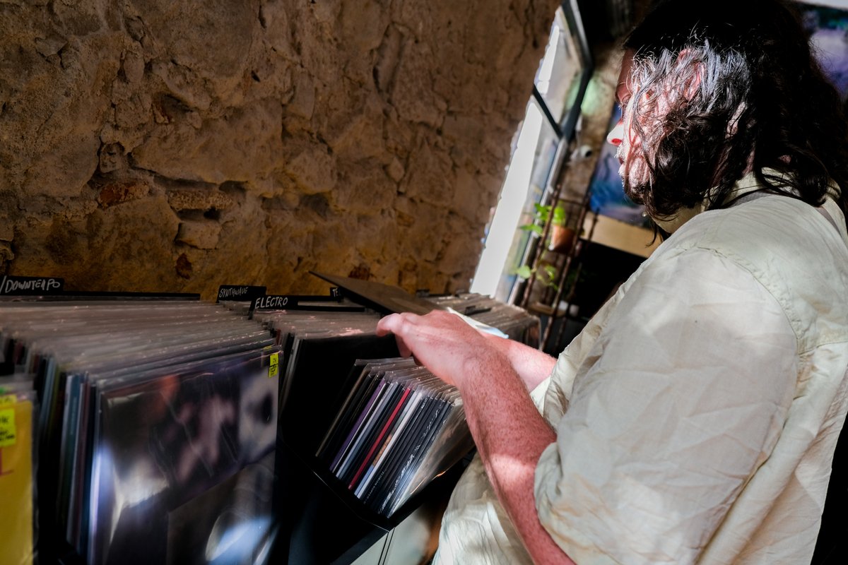 fatfreddysdrop1's tweet photo. Crate digging, Barcelona. Chopper, Cory &amp; Benny Salvador in the neighbourhood. #BOATS2026 
Pic Chur Jamie Leith https://t.co/9JSYW0Bod9