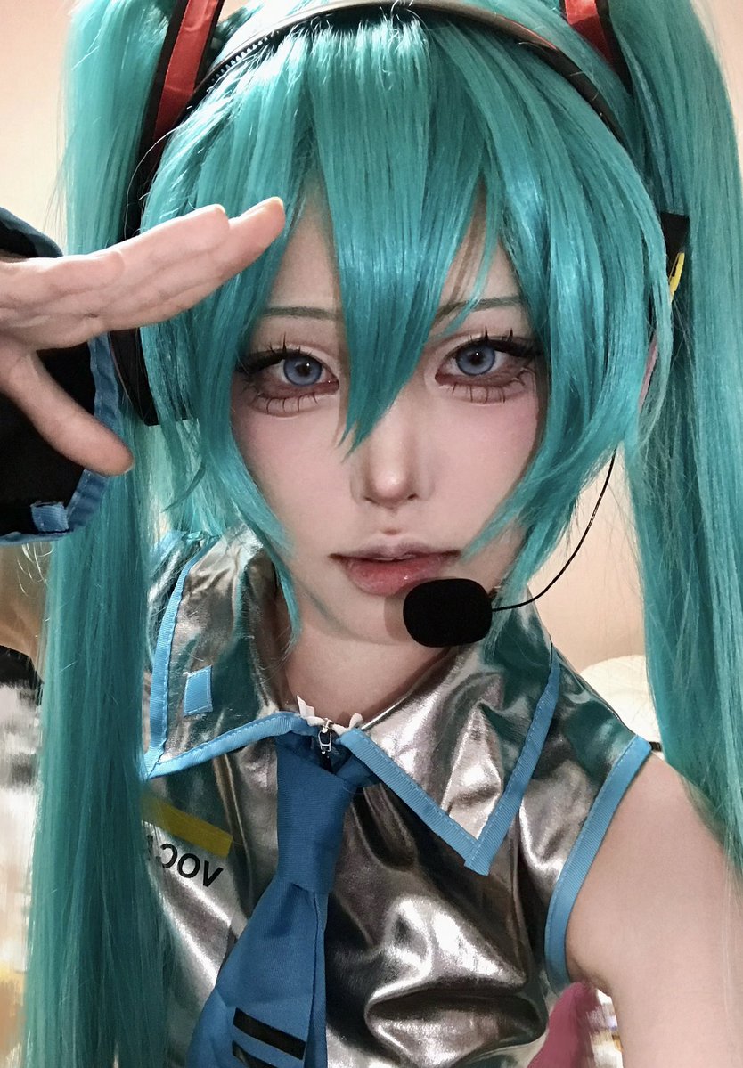 ahii_cos's tweet photo. cos 미쿠

#miku #cosplay https://t.co/4lhICmHSD1
