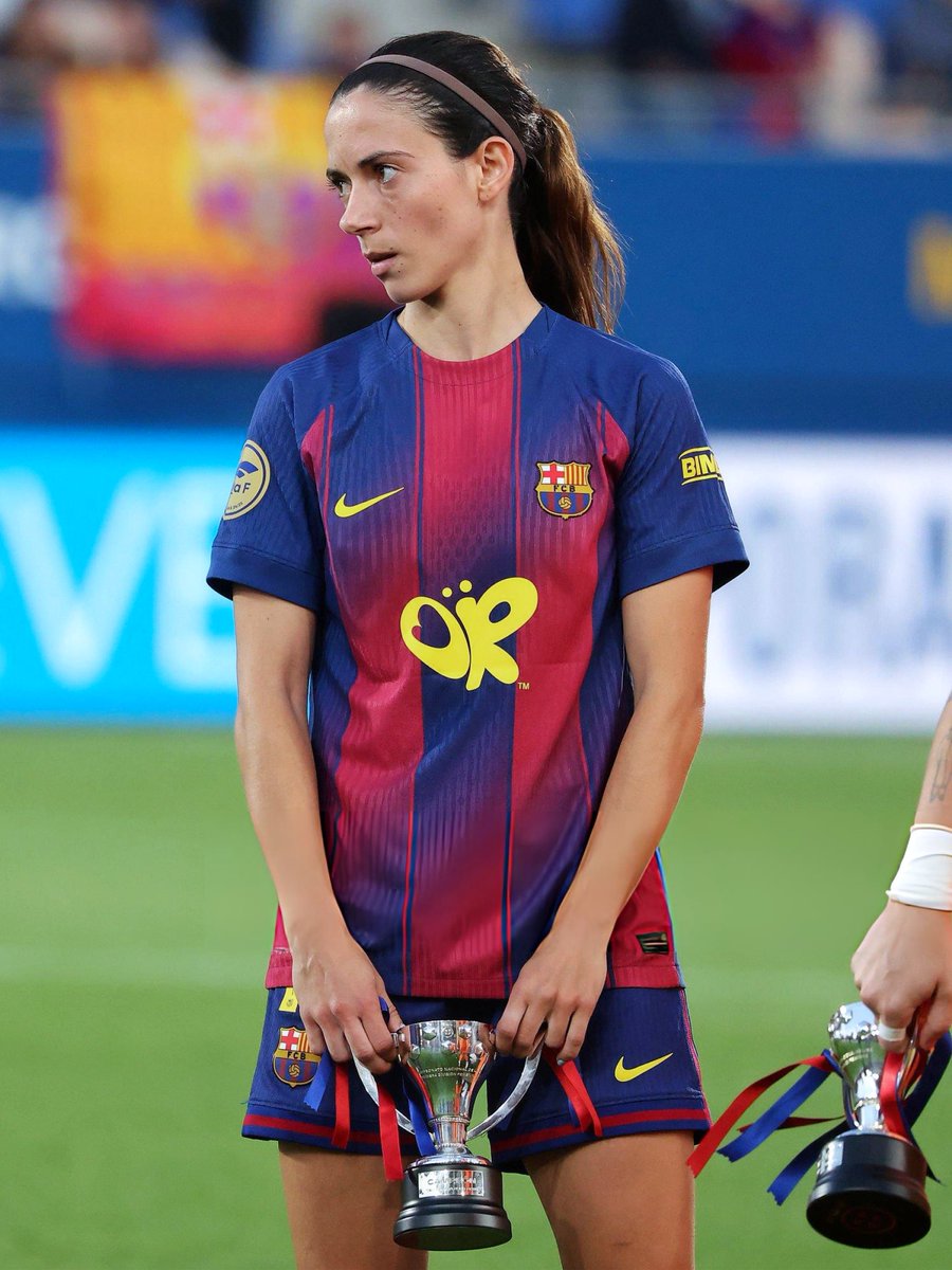 vivabarcacom's tweet photo. 🐐 AITANA BONMATÍ FINALLY PLAYS FOOTBALL TODAY! https://t.co/WODKuThQd0