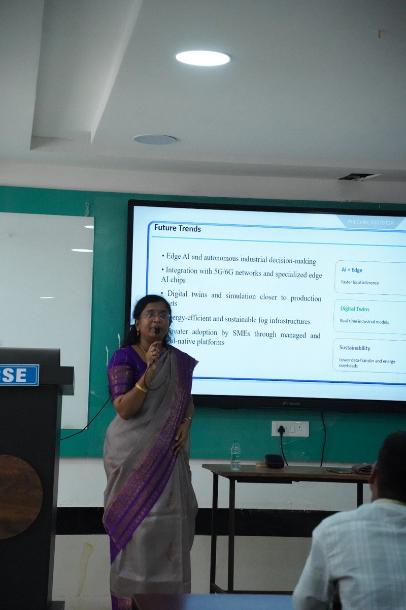 mlritmofficial's tweet photo. 🌐 Fog Computing Workshop Successfully Organized by the Department of CSE 💻
#FogComputing #CSE #ComputerScienceAndEngineering #EmergingTechnologies #CloudComputing #EdgeComputing #TechnologyWorkshop #TechnicalWorkshop #StudentLearning #IndustryRelevantSkills #PracticalLearning https://t.co/zjpRMc5qne