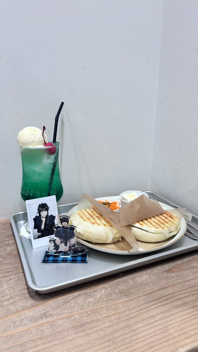 FujimiyaShuka's tweet photo. ⠀
🥝🌱 #2d6864 🌱🥝
唯一無二の歌声に何度も救われてきました
貴方がいなければ今のわたしはここにいません
これからもずっと幸せでいてほしいです!
お誕生日おめでとうございます💫
⠀ https://t.co/Ph59BufWit